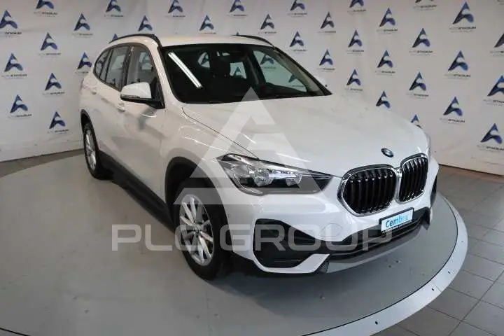 2022 BMW X1