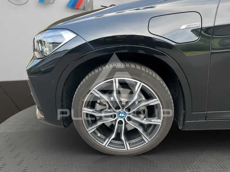 2022 BMW X1