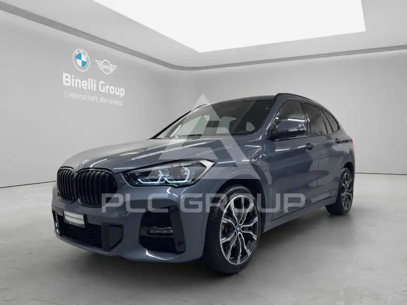 2022 BMW X1