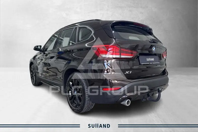 2022 BMW X1
