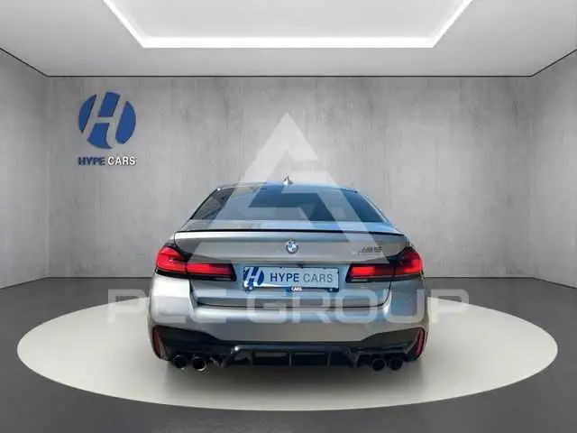 2022 BMW M5