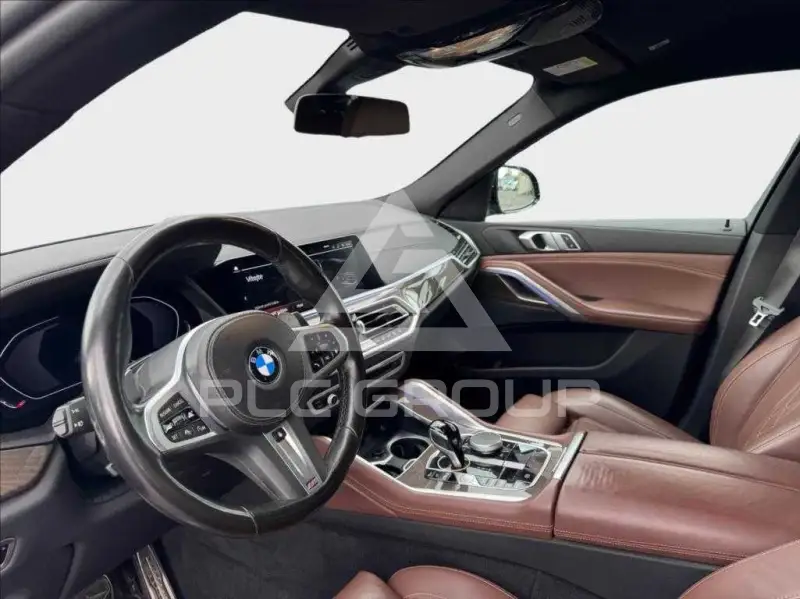2022 BMW X6