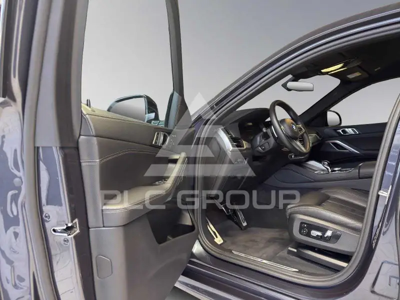 2022 BMW X6