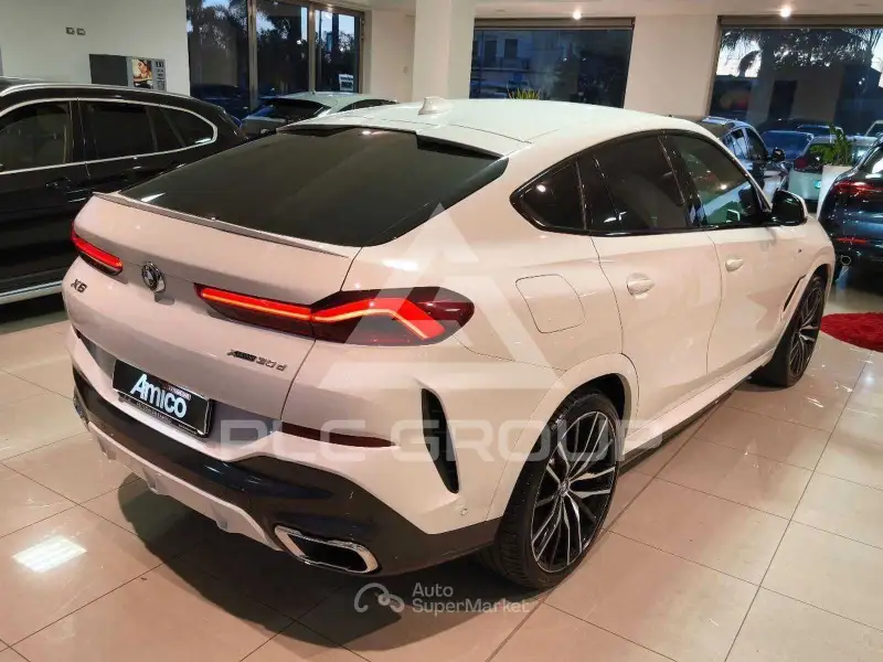 2022 BMW X6