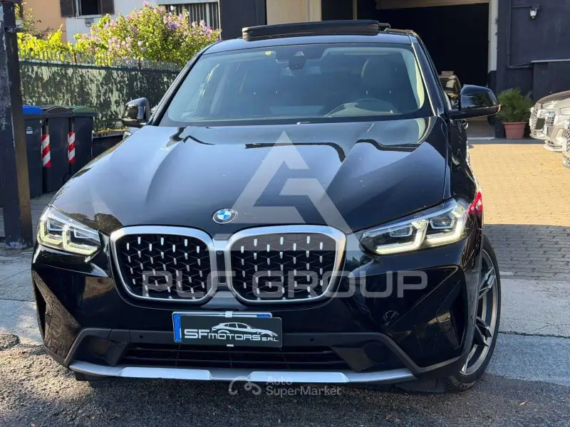2022 BMW X4