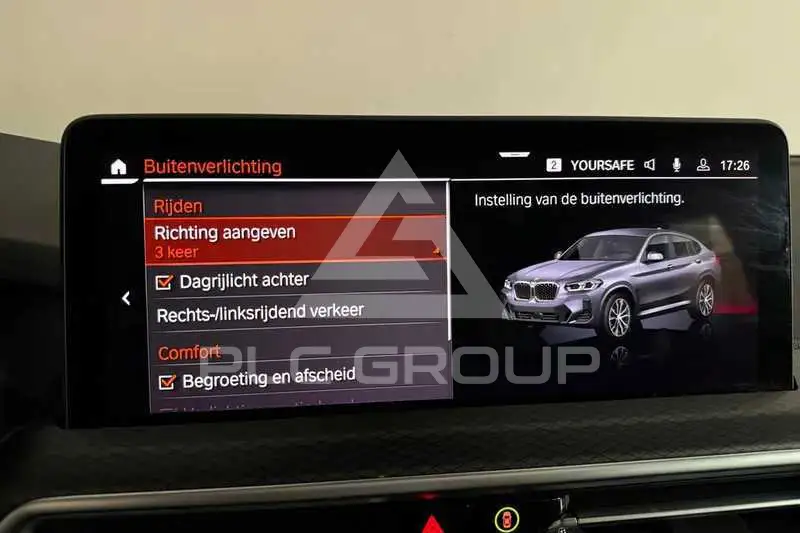 2022 BMW X4