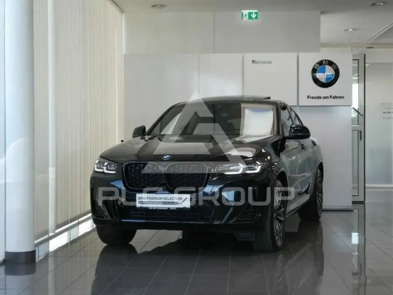 2022 BMW X4