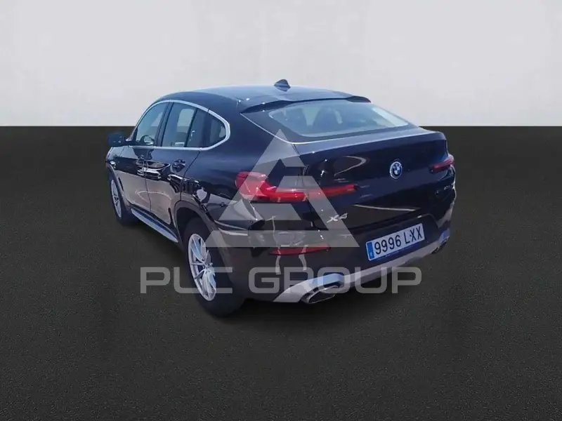 2022 BMW X4