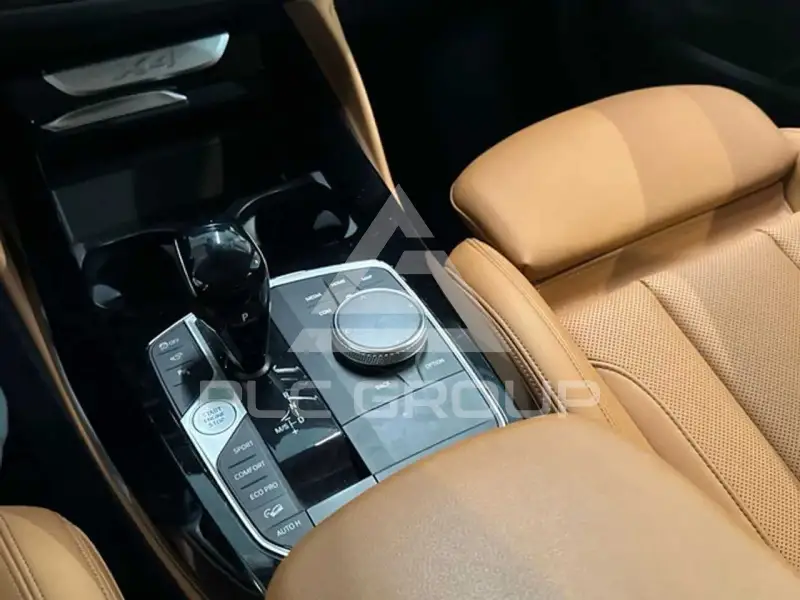 2022 BMW X4