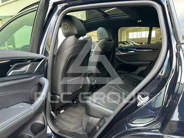 2022 BMW X4