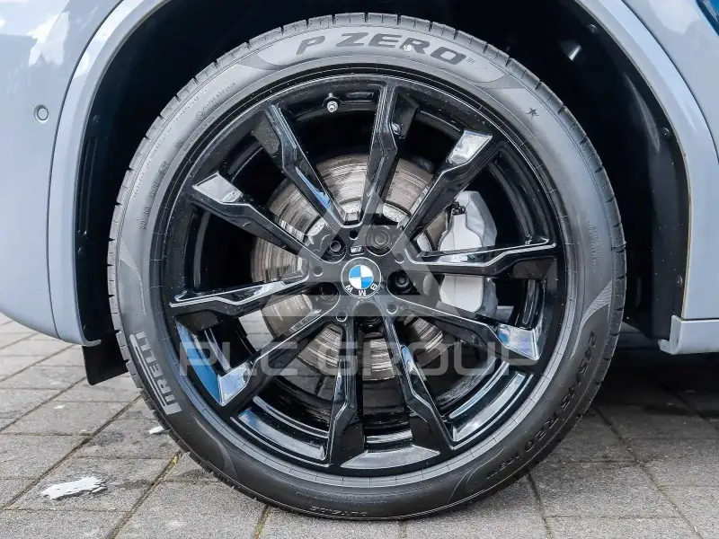 2022 BMW X4