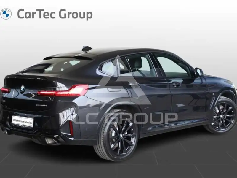 2022 BMW X4