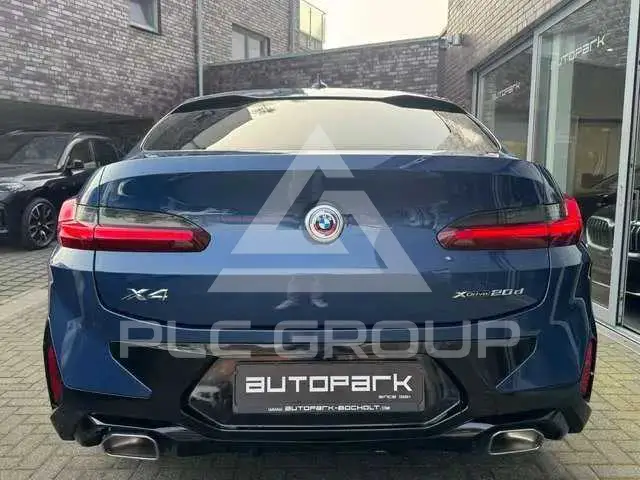 2022 BMW X4