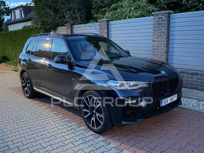 2022 BMW X7