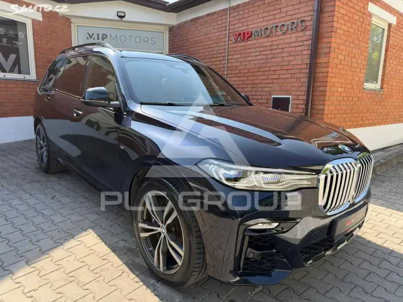 2022 BMW X7