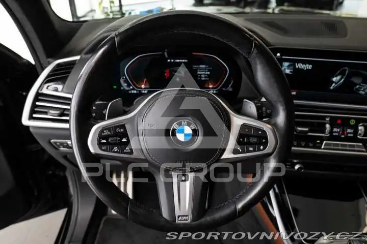 2022 BMW X7