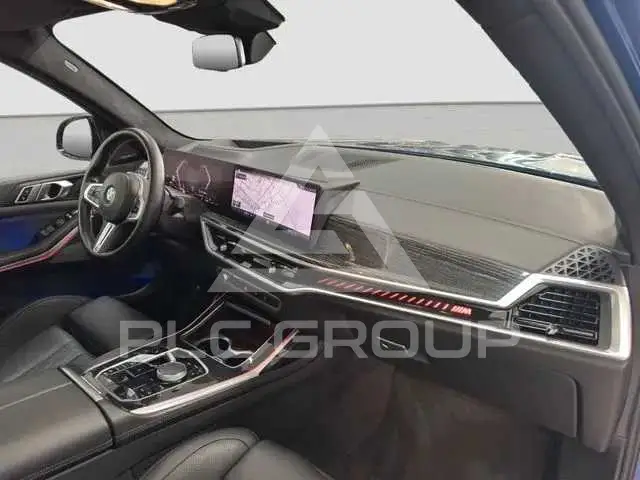 2022 BMW X7