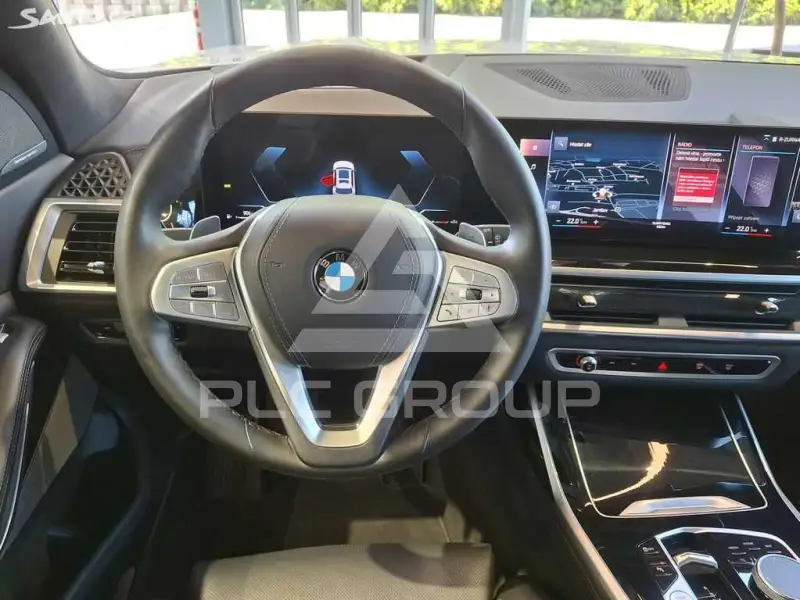 2022 BMW X7