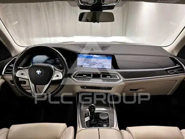 2022 BMW X7