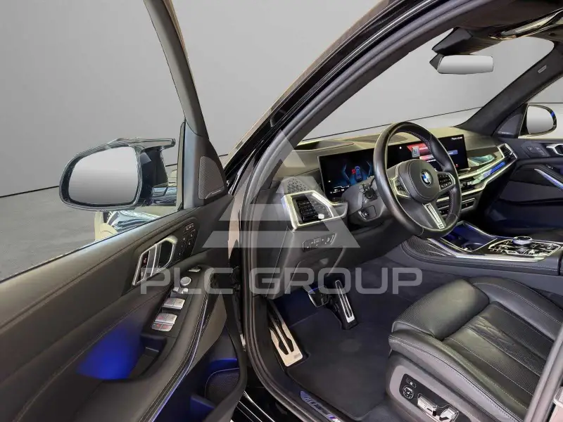 2022 BMW X7