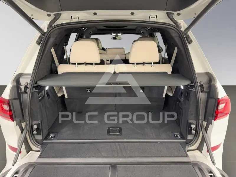 2022 BMW X7