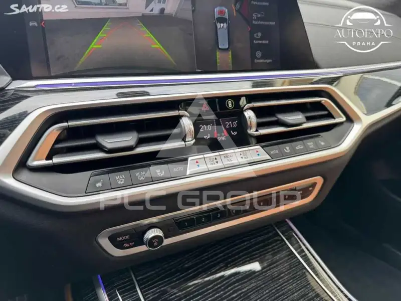 2022 BMW X7