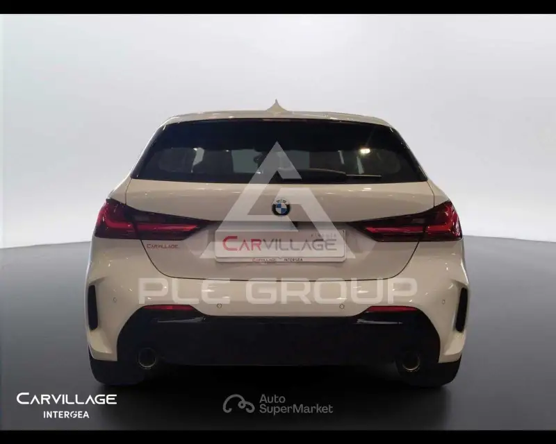 2022 BMW 120