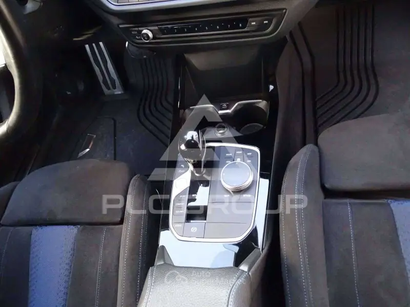 2022 BMW 120