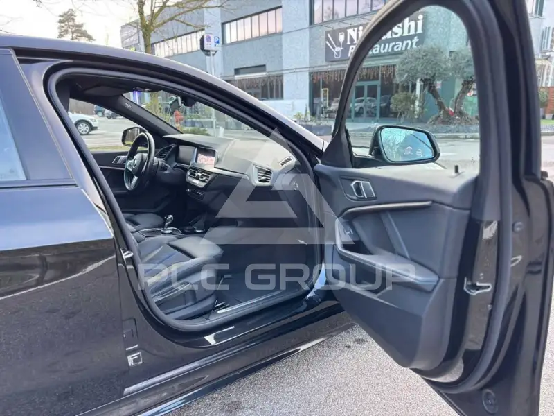 2022 BMW 120