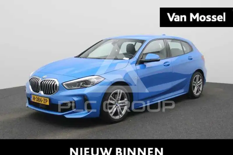 2022 BMW 120