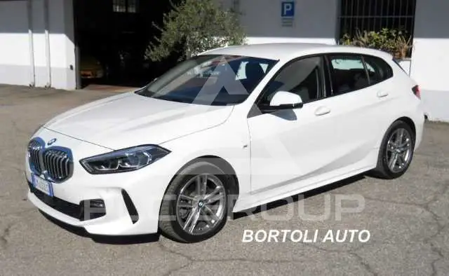 2022 BMW 120