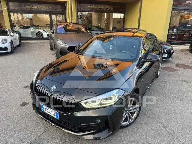 2022 BMW 120