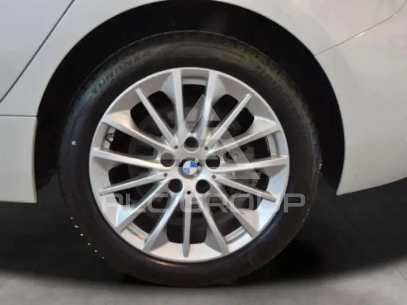 2022 BMW 120