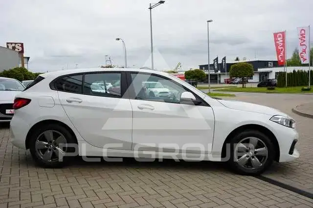 2022 BMW 120