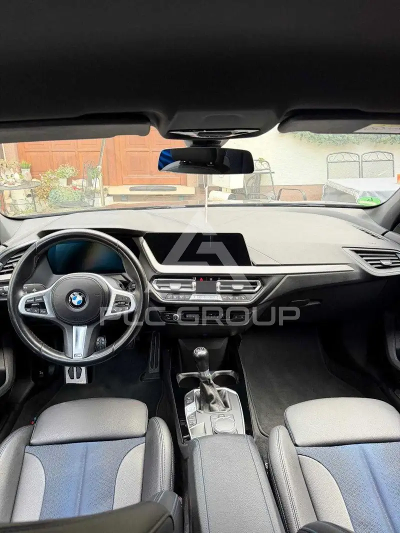 2022 BMW 120