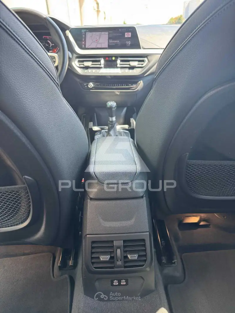 2022 BMW 120