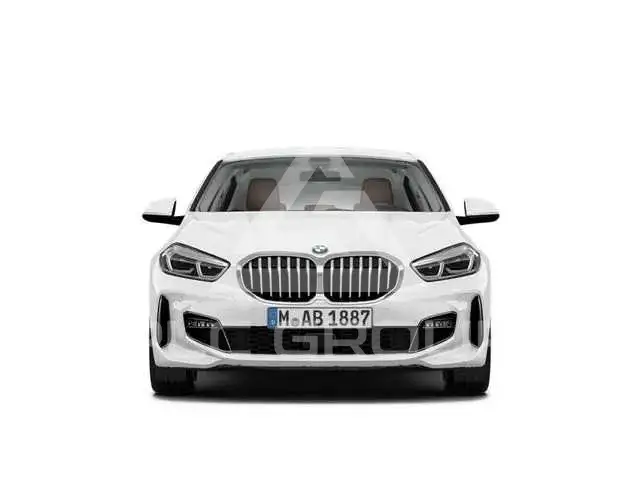 2022 BMW 120