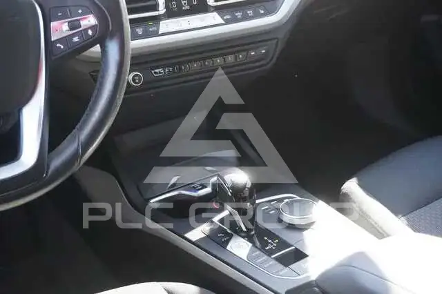 2022 BMW 120