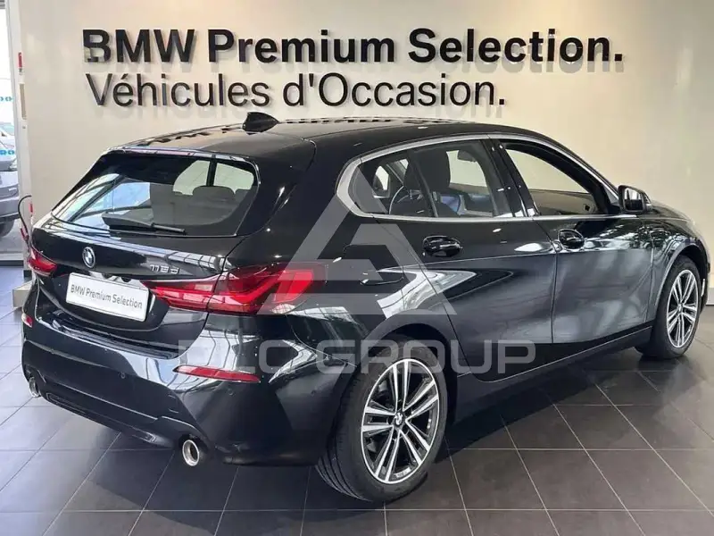 2022 BMW 120