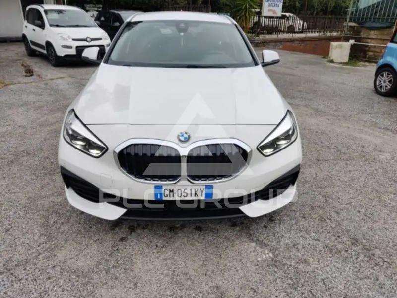 2022 BMW 120