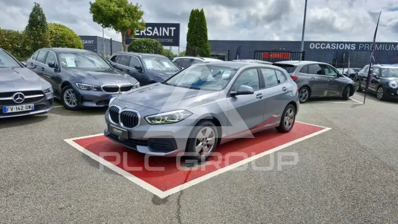 2022 BMW 120