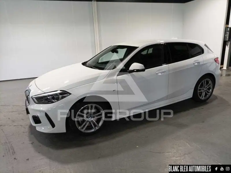 2022 BMW 120