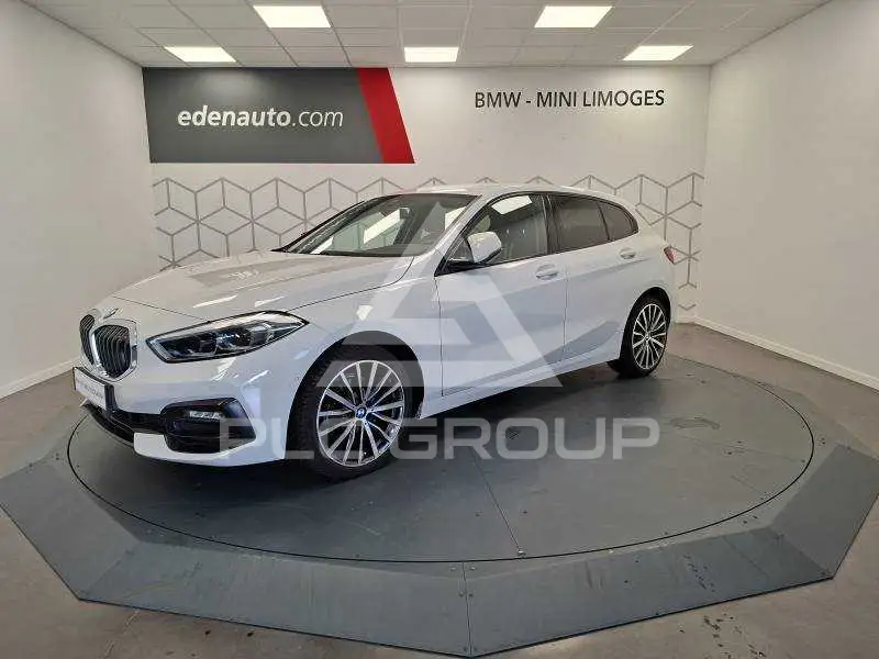 2022 BMW 120