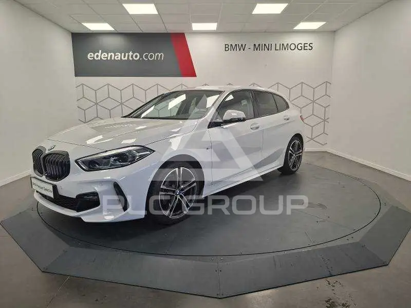 2022 BMW 120