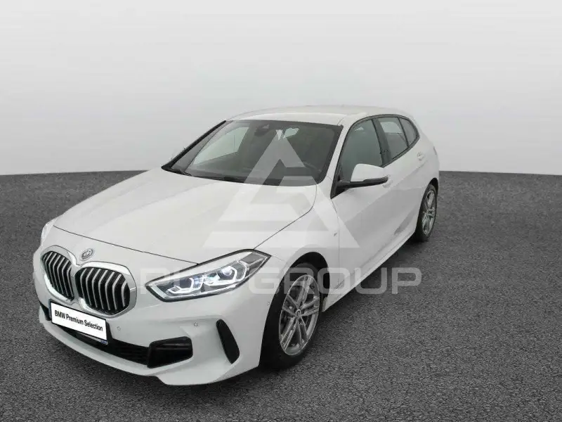 2022 BMW 120