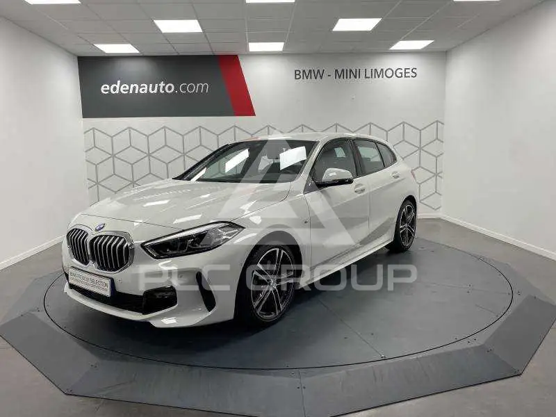 2022 BMW 120