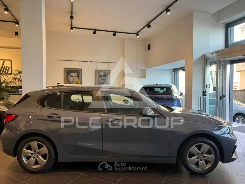 2022 BMW 120
