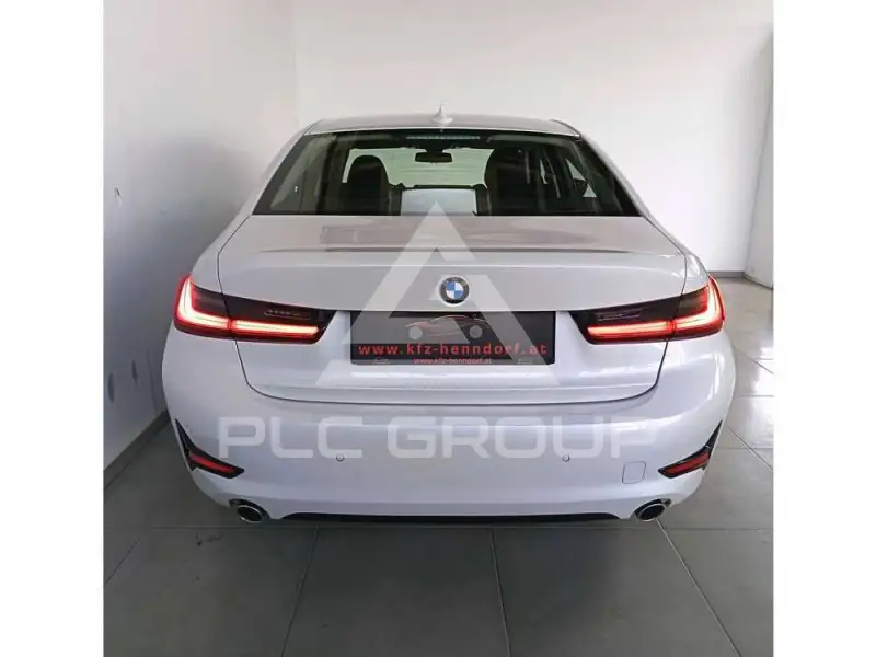 2022 BMW 120