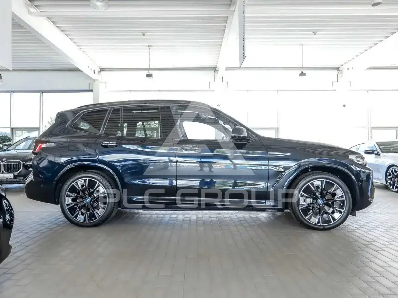 2022 BMW iX