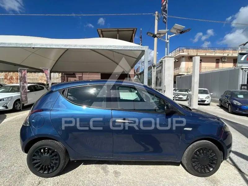 2022 Lancia YPSILON